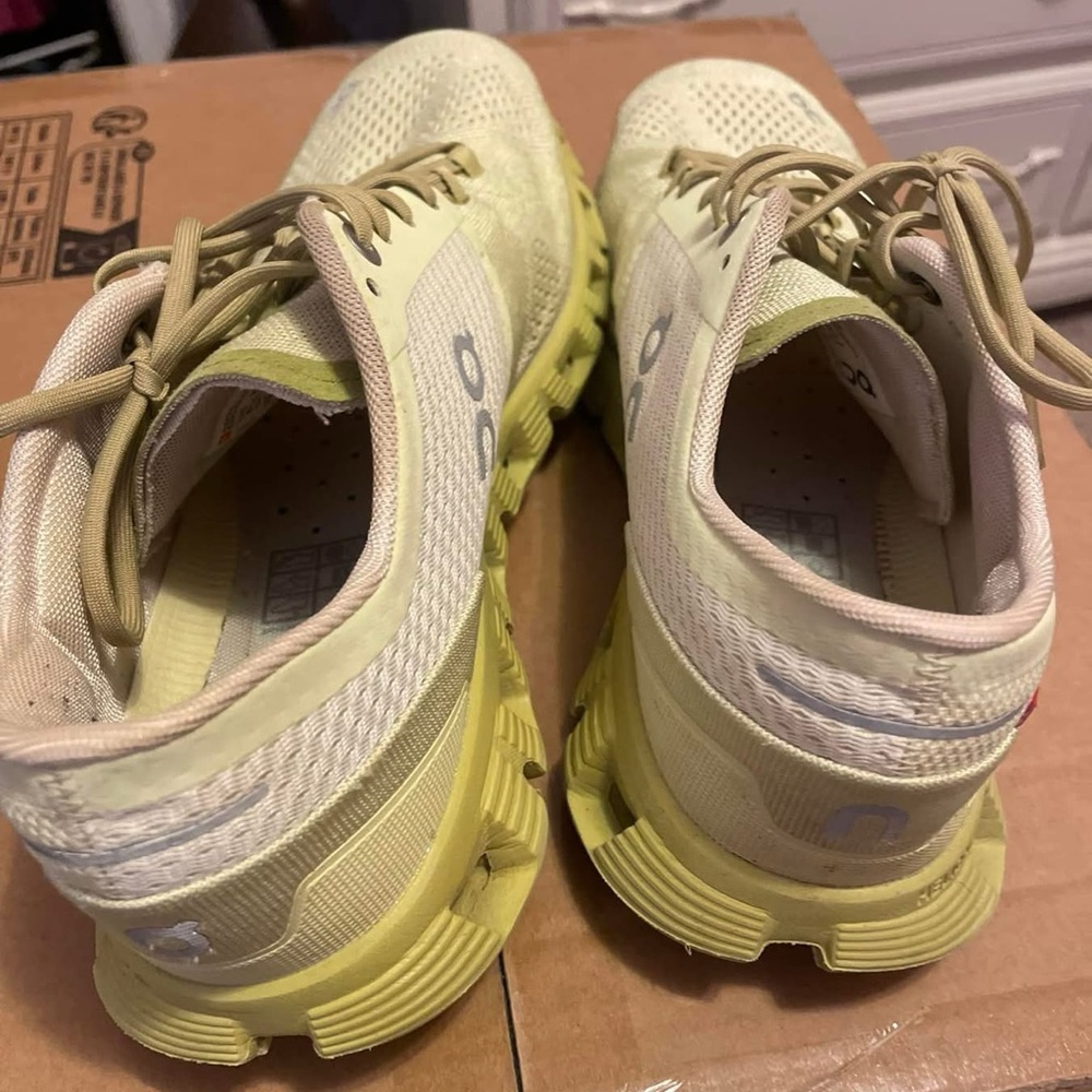 On cloud Running yellow/green Sneakers - Picture 3 of 5